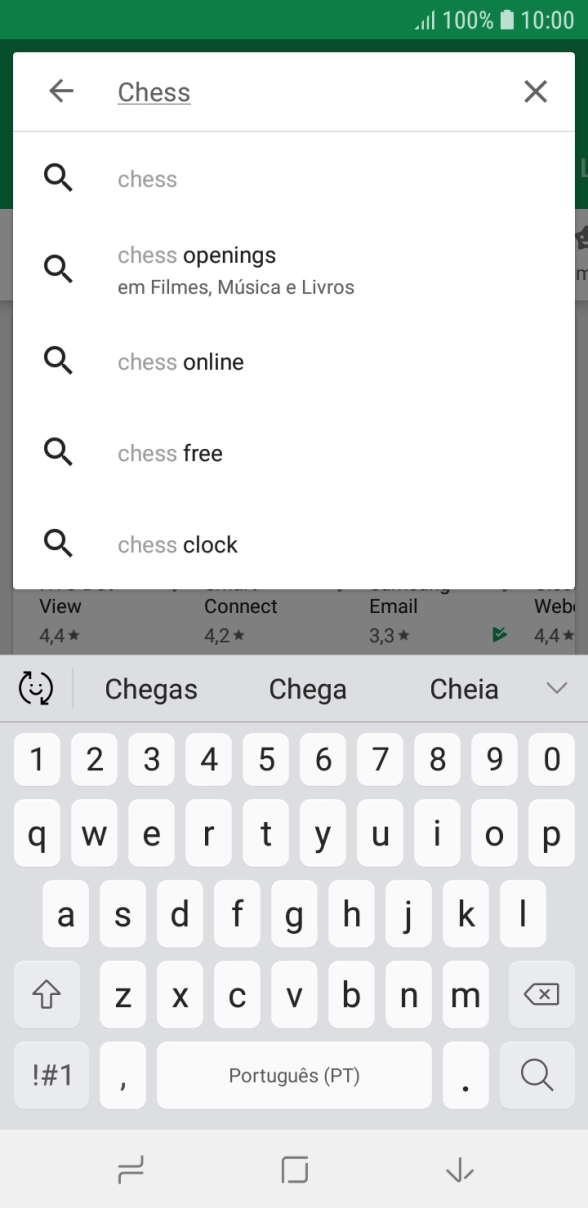 Introduza o nome ou categoria da app pretendida e prima o ícone para pesquisar.