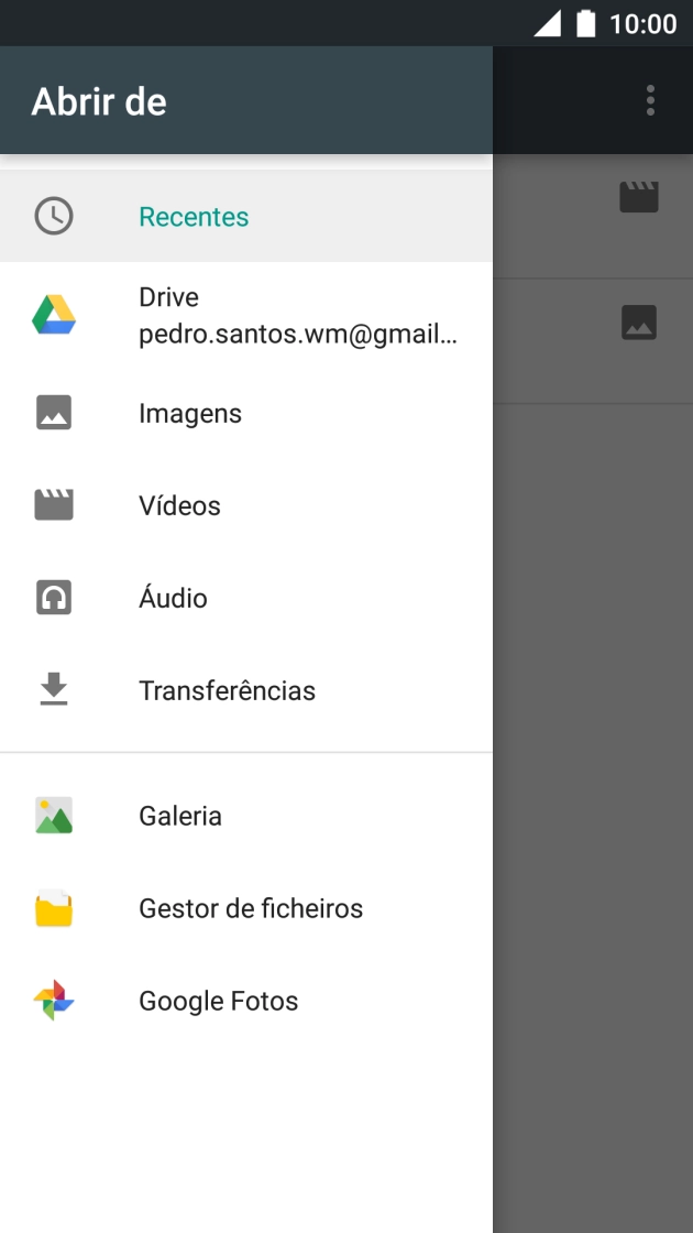 Prima Gestor de ficheiros e vá até à pasta pretendida.