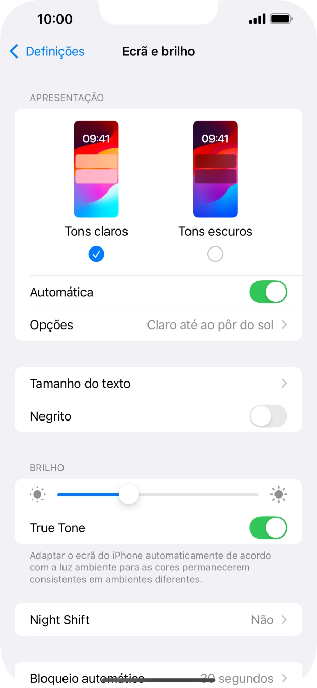 Quando ativar a função, prima Opções e siga as indicações no ecrã para escolher o período pretendido para o Modo Escuro.