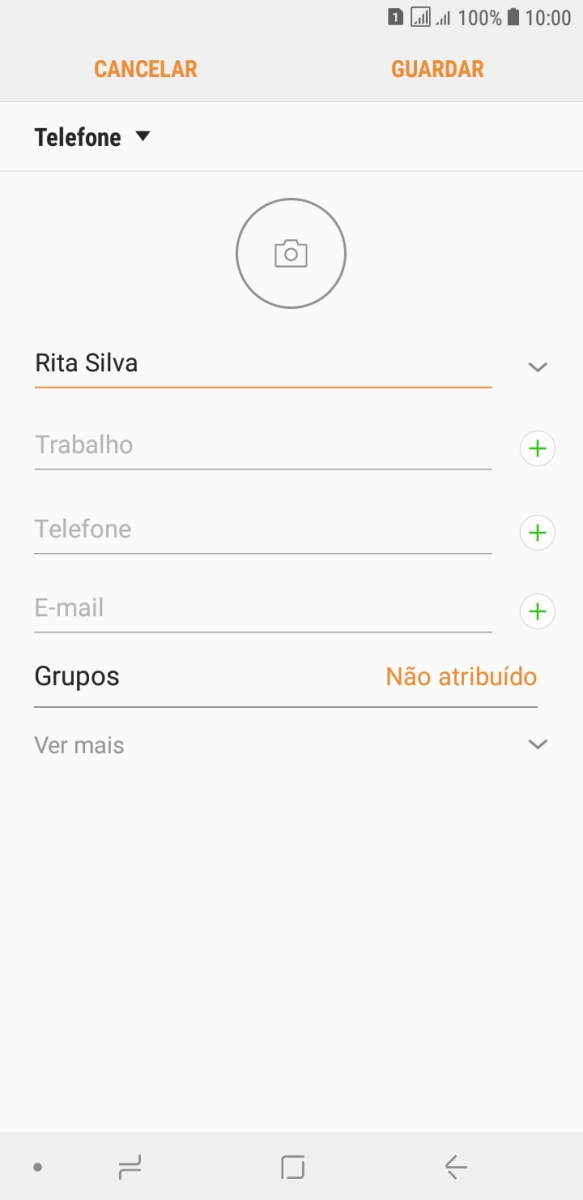 Prima Telefone e introduza o número de telefone pretendido.