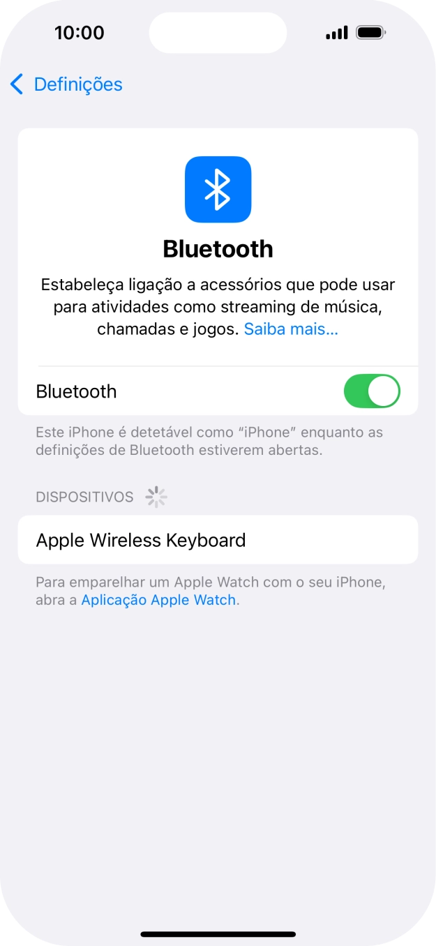 Prima o dispositivo Bluetooth pretendido e siga as indicações no ecrã para emparelhar o dispositivo pretendido com o telefone.