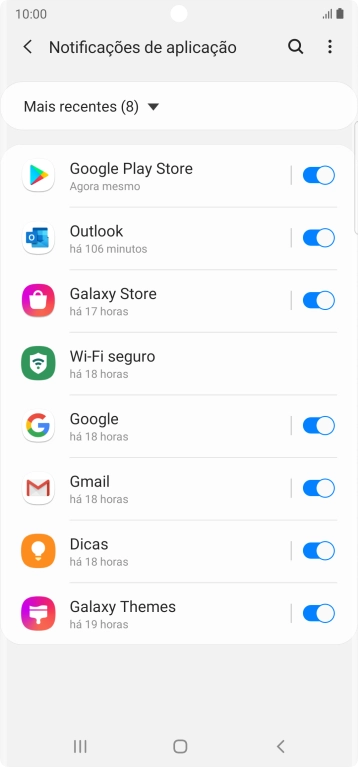 Prima a lista suspensa.