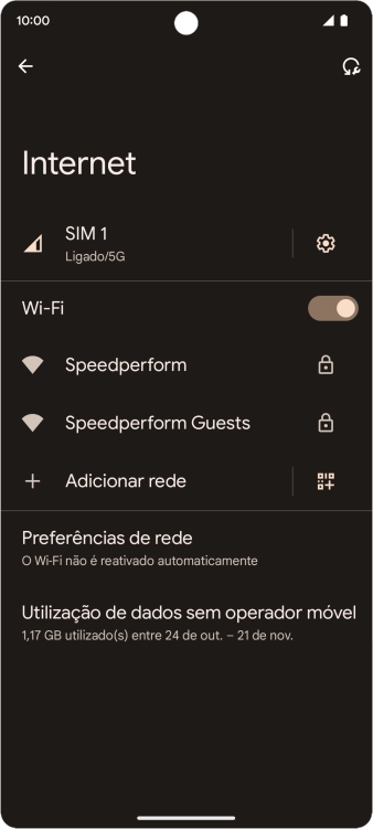 Prima a rede Wi-Fi pretendida.