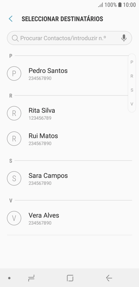 Prima a caixa de pesquisa e introduza as primeiras letras do nome do destinatário.