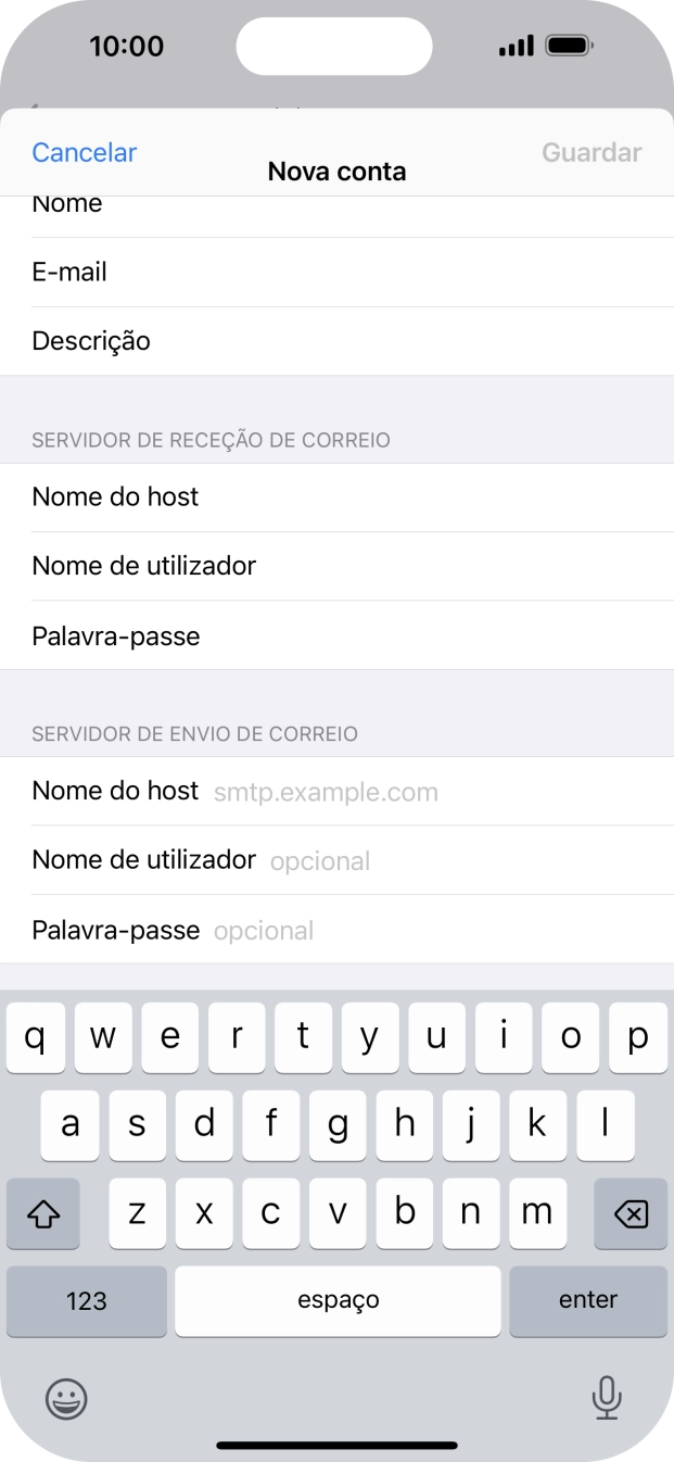 Prima Nome do host e introduza o nome do servidor de envio do fornecedor de e-mail.