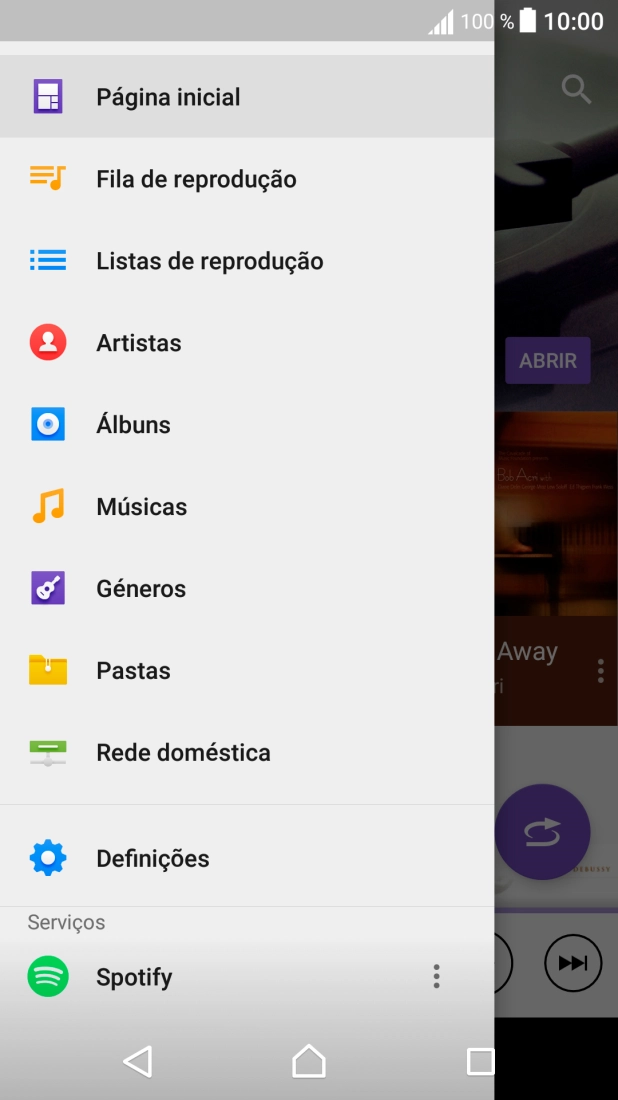 Prima a categoria pretendida e dirija-se ao ficheiro de música pretendido.