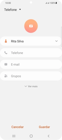 Prima Telefone e introduza o número de telefone pretendido.