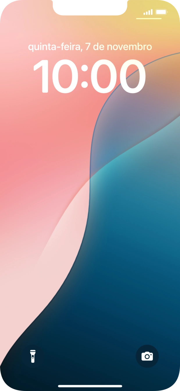 Deslize o dedo para cima a partir da base do ecrã.