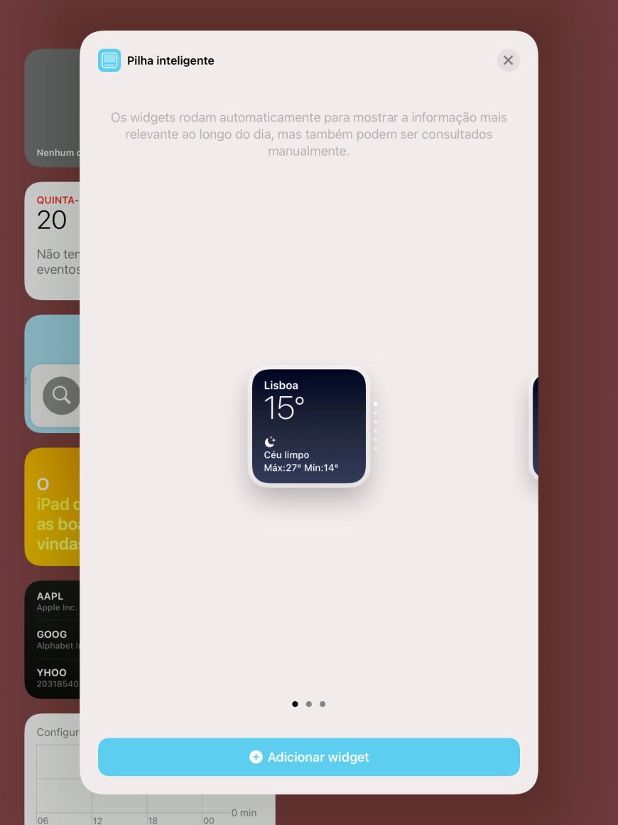 Para escolher a dimensão pretendida para o widget, deslize o dedo para a direita ou para a esquerda sobre o ecrã.