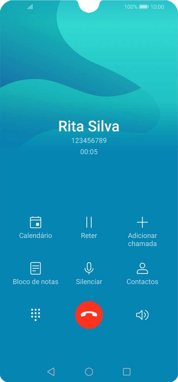 Prima o ícone para terminar a chamada.