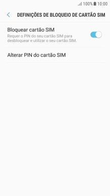 Prima o indicador junto a 