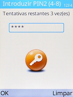 Introduza o código PIN2 e prima a tecla de seleção esquerda.