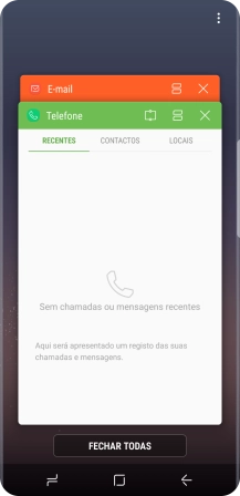 Para terminar uma aplicação em curso, deslize o dedo para a direita na aplicação pretendida.