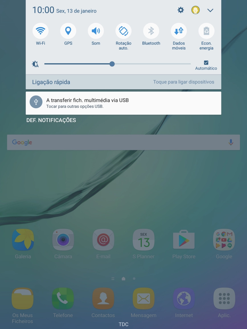 Prima o ícone de definições.