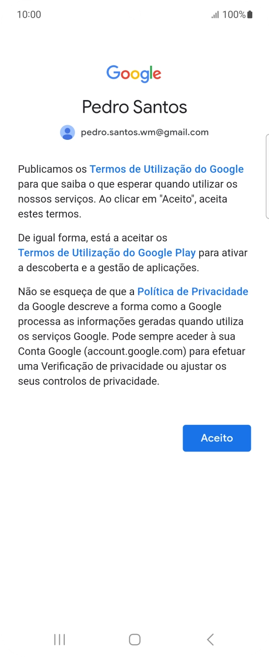 Prima Aceito e siga as indicações no ecrã para escolher as definições da conta Google.