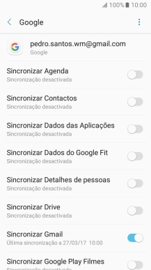 Prima o indicador junto a 