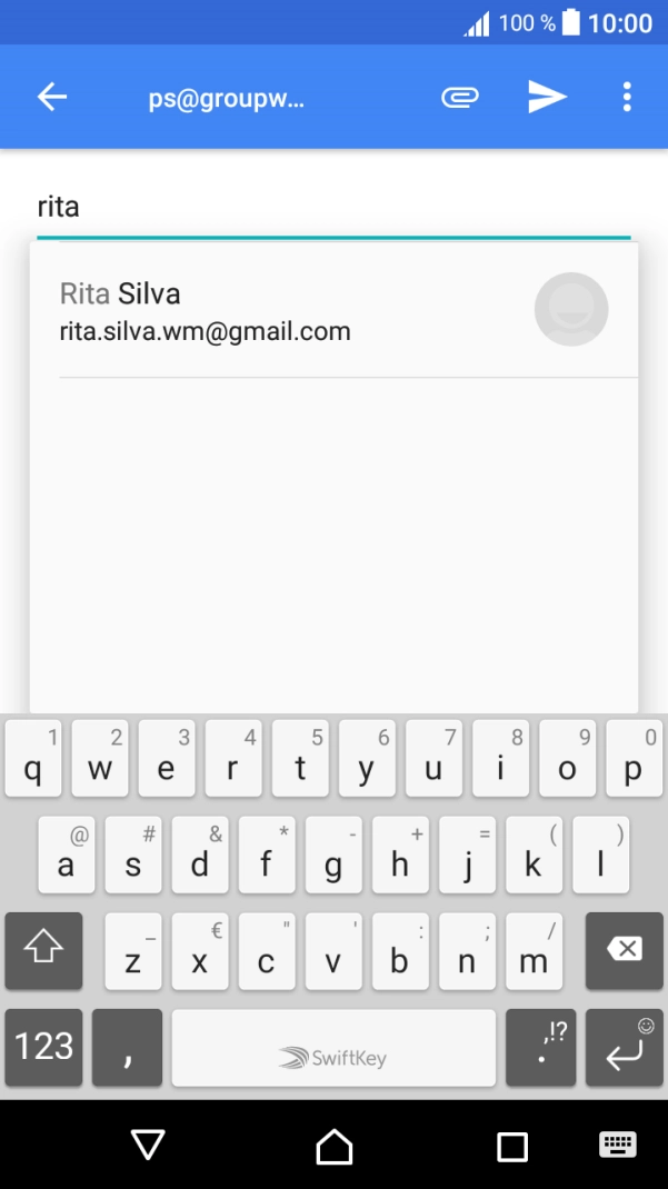 Prima o contacto pretendido.