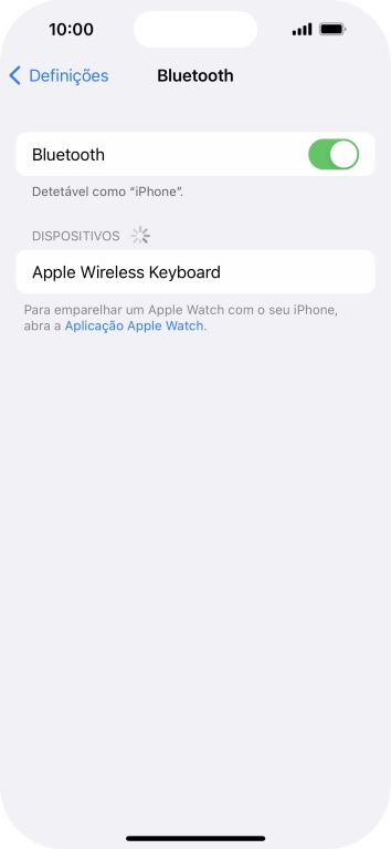 Prima o dispositivo Bluetooth pretendido e siga as indicações no ecrã para emparelhar o dispositivo pretendido com o telefone.