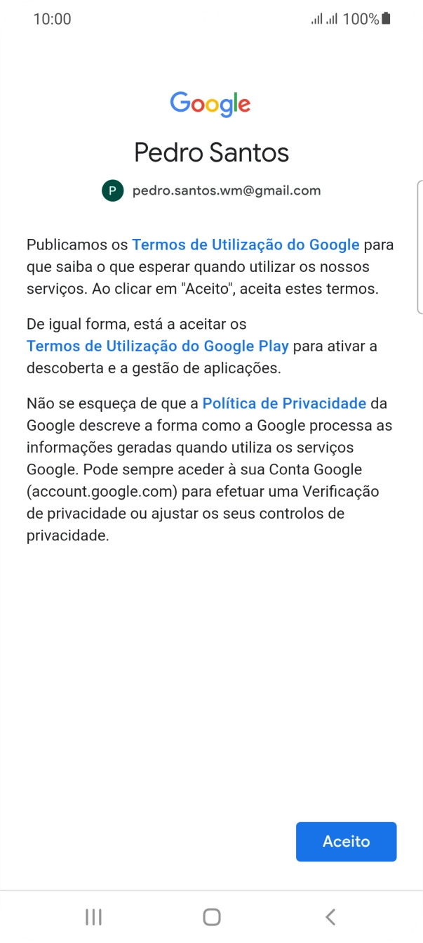 Prima Aceito e siga as indicações no ecrã para escolher as definições da conta Google.