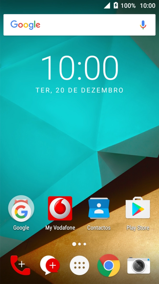 Quando o ícone de bateria em carregamento for mostrado no ecrã, a bateria está em carregamento.