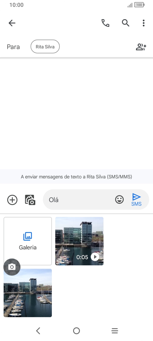 Prima Galeria e vá até à pasta pretendida.
