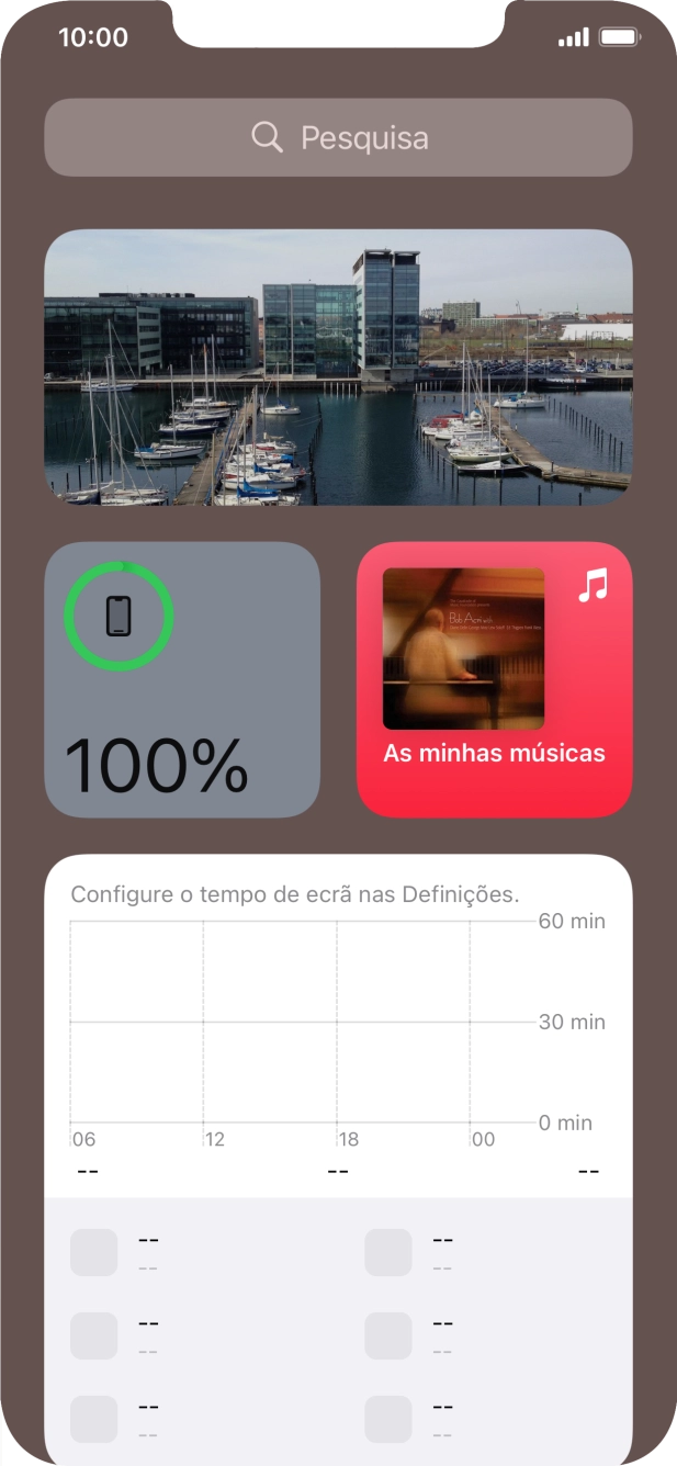 Mantenha premido o widget pretendido até aparecer um menu no ecrã.