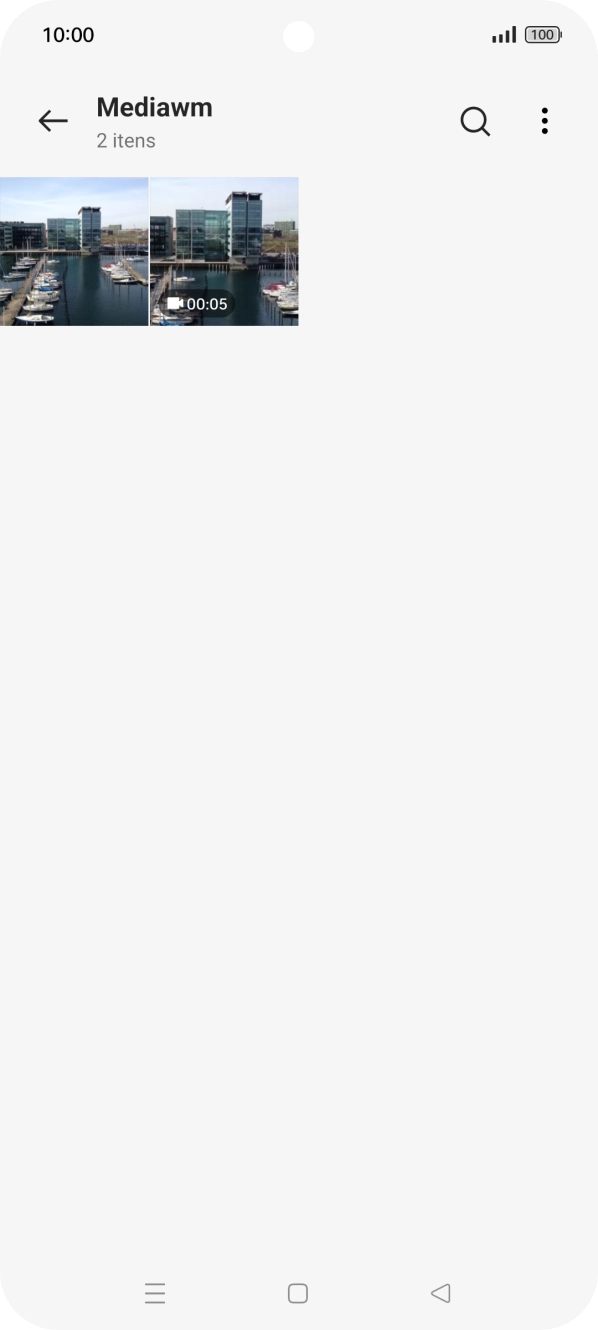 Prima durante um momento uma imagem ou um clipe de vídeo.