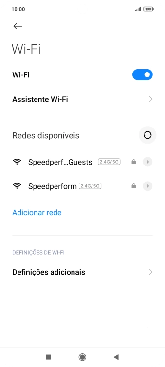 Prima a rede Wi-Fi pretendida.