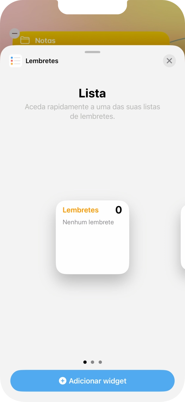 Para escolher a dimensão pretendida para o widget, deslize o dedo para a direita ou para a esquerda sobre o ecrã.