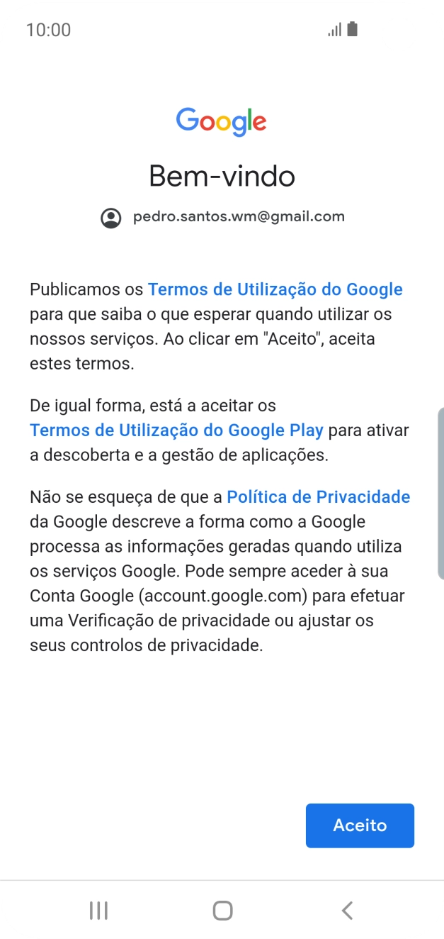 Prima Aceito e siga as indicações no ecrã para escolher as definições da conta Google.