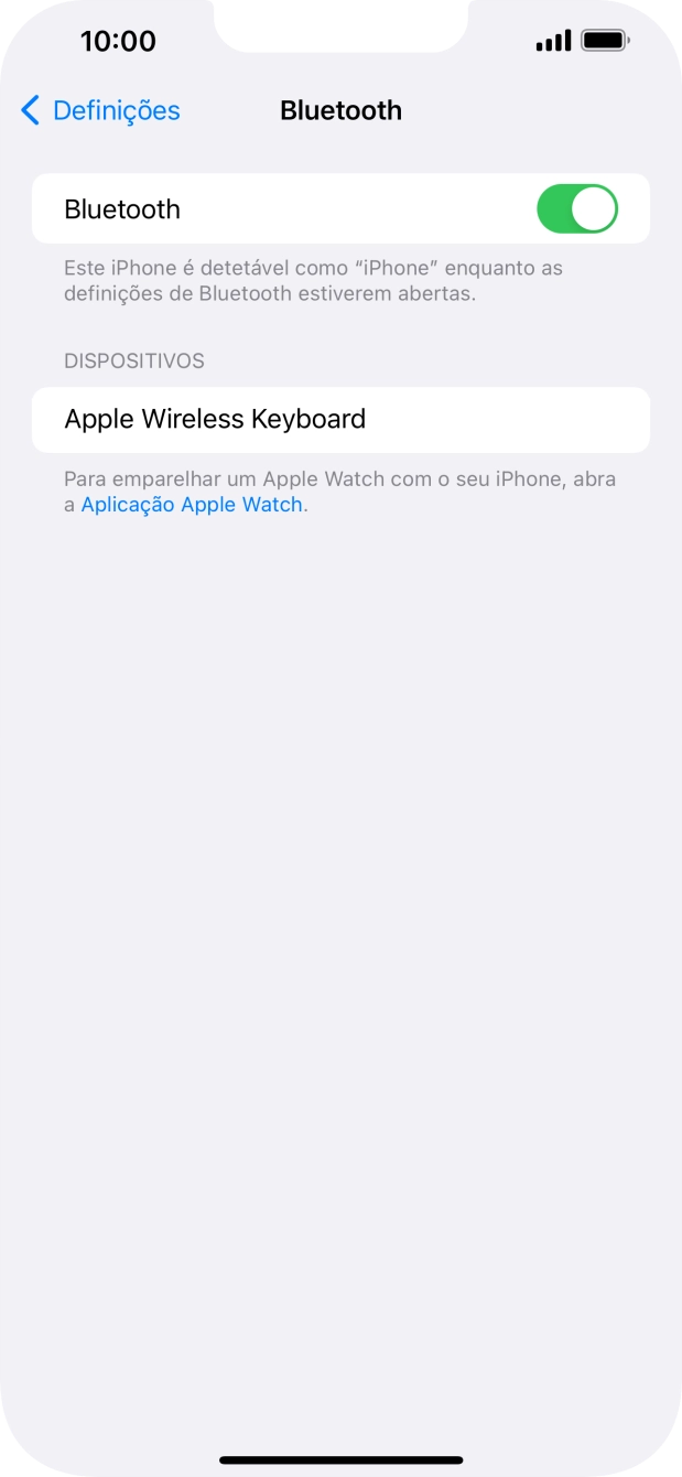 Prima o dispositivo Bluetooth pretendido e siga as indicações no ecrã para emparelhar o dispositivo pretendido com o telefone.
