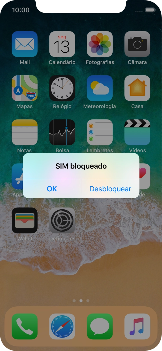 Se o cartão SIM estiver bloqueado, prima Desbloquear.