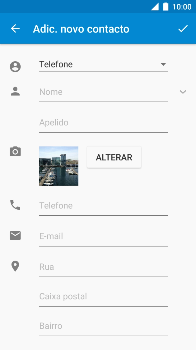 Prima Nome e introduza o nome.