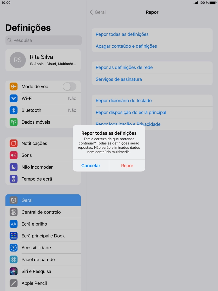 Prima Repor. Aguarde um momento enquanto o tablet restabelece as definições originais. Siga as indicações no ecrã para configurar o tablet de modo que este fique pronto a ser utilizado.