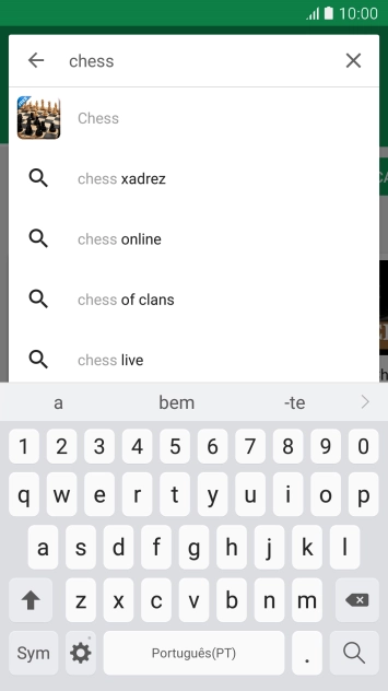 Introduza o nome ou categoria da app pretendida e prima o ícone para pesquisar.