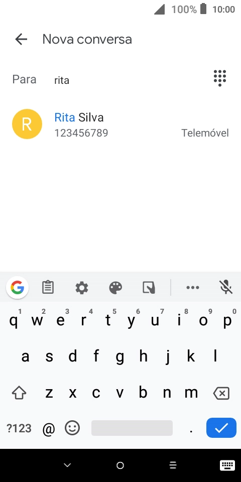 Prima o contacto pretendido.