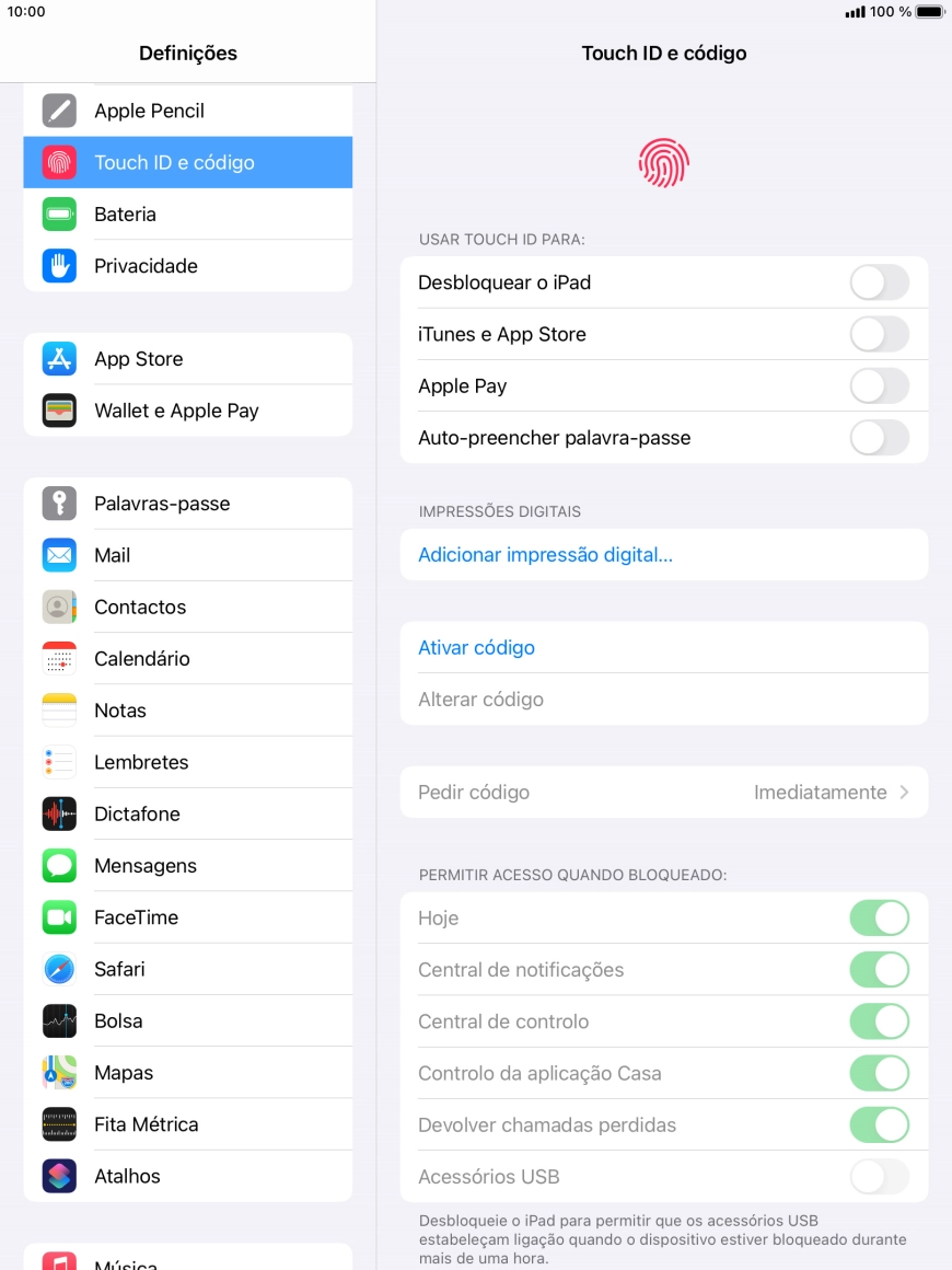 Prima Ativar código e introduza um código de bloqueio à escolha duas vezes de seguida.
