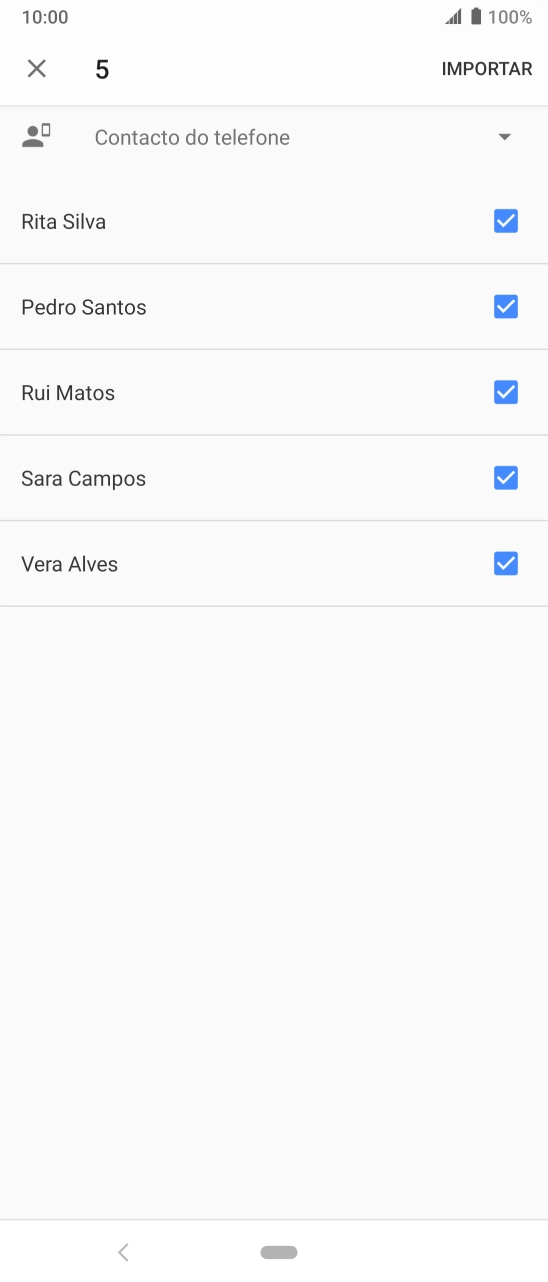 Prima a lista suspensa.