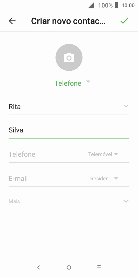 Prima Telefone e introduza o número de telefone pretendido.