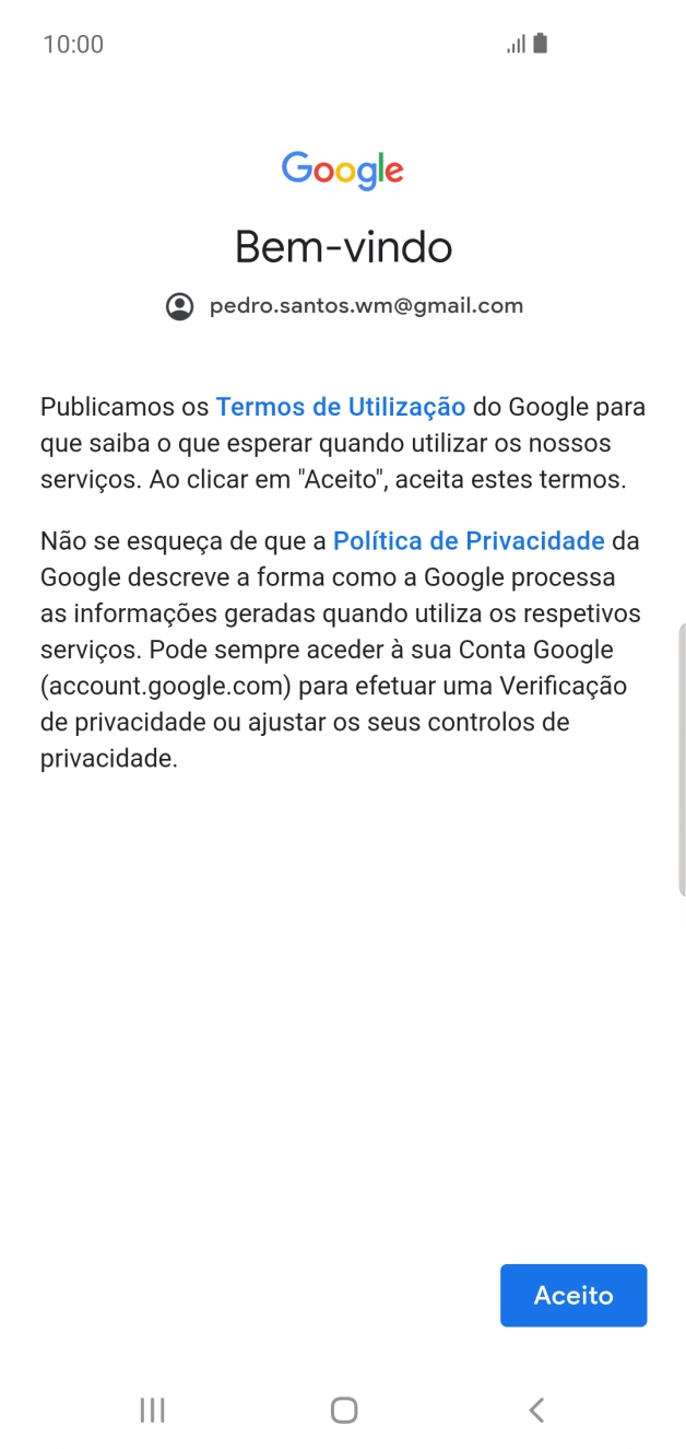 Prima Aceito e siga as indicações no ecrã para escolher as definições da conta Google.