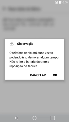 Prima OK. Aguarde um momento enquanto o telefone restabelece as definições originais. 
Siga as indicações no ecrã para configurar o telefone de modo que este fique pronto a ser utilizado.