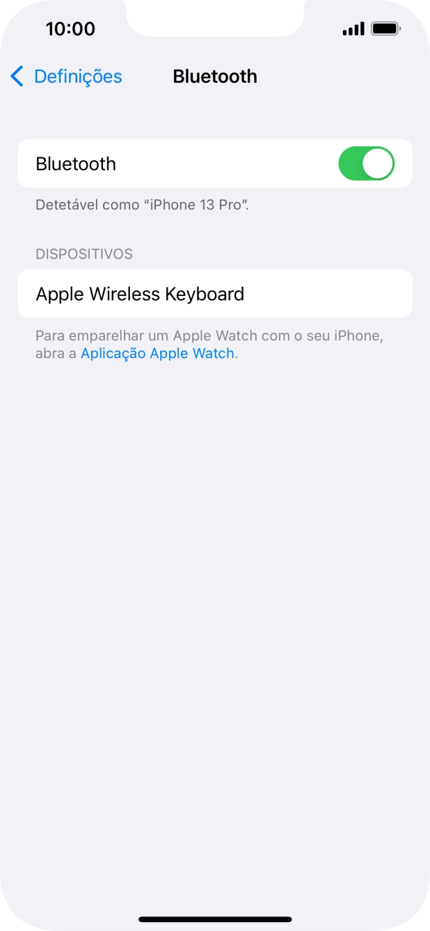 Prima o dispositivo Bluetooth pretendido e siga as indicações no ecrã para emparelhar o dispositivo pretendido com o telefone.