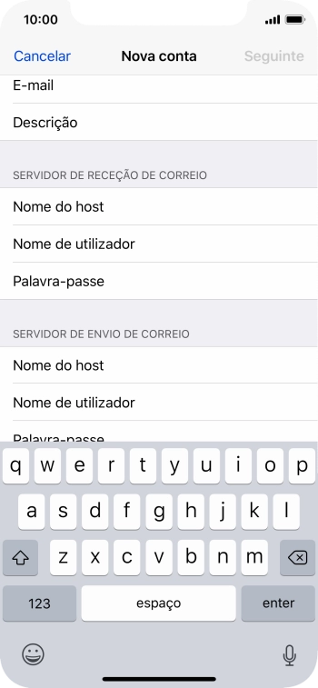 Prima Nome do host e introduza o nome do servidor de envio do fornecedor de e-mail.