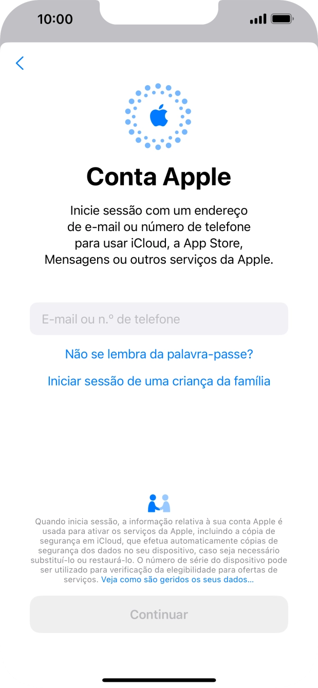 Prima E-mail ou n.º de telefone e introduza o nome de utilizador do seu ID Apple.