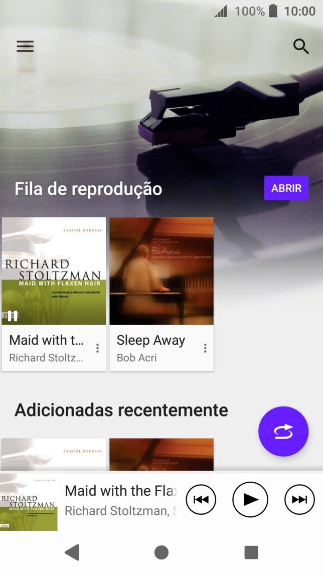 Deslize o dedo sobre o ecrã da esquerda para a direita.