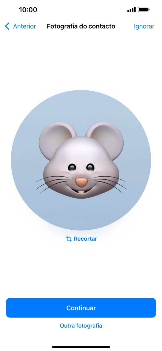 Siga as indicações no ecrã para ajustar a fotografia escolhida e prima Continuar.