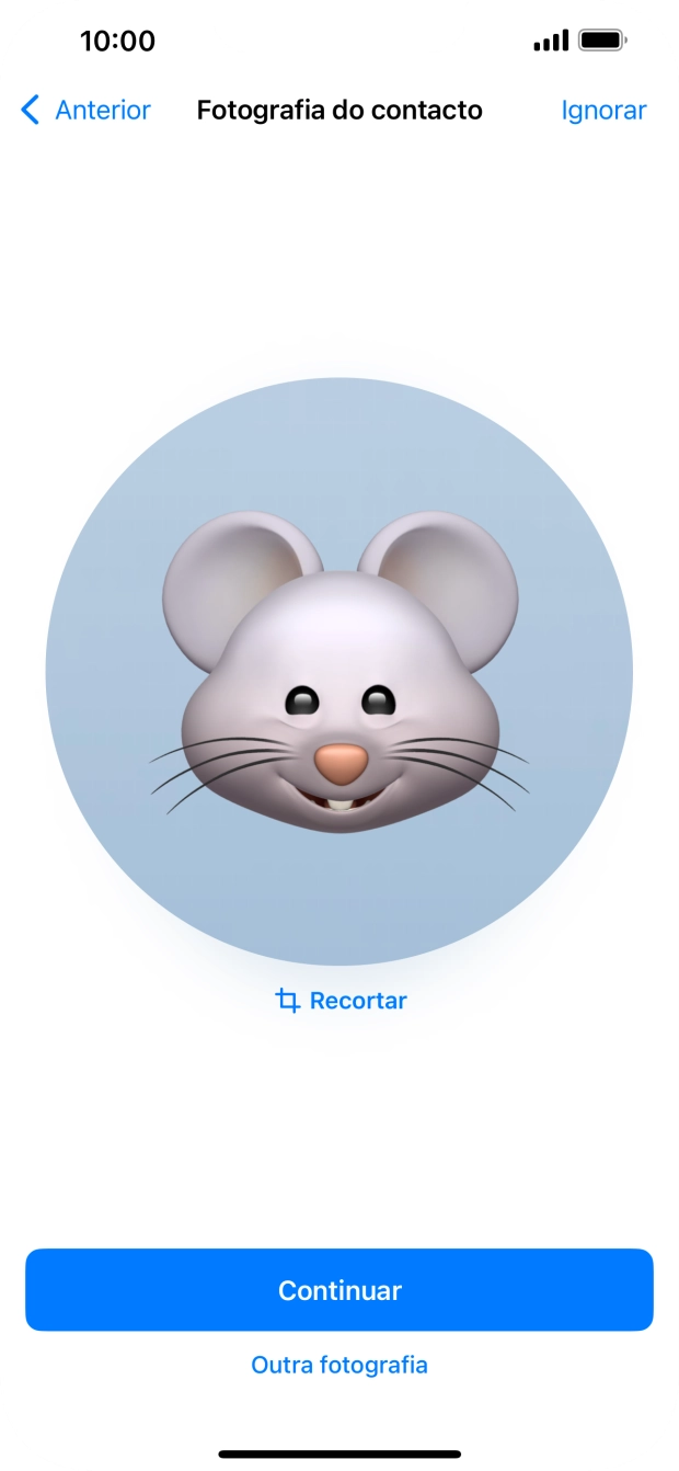 Siga as indicações no ecrã para ajustar a fotografia escolhida e prima Continuar.