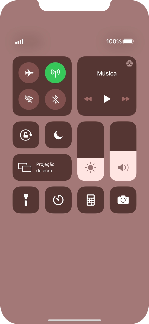 Prima o ícone de modo de voo para ativar ou desativar a função.