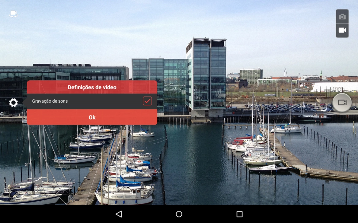 Prima o indicador junto a 