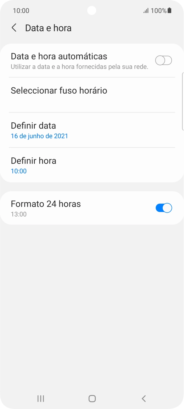 Prima o indicador junto a 
